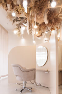 岡山の美容室Mint leafでブリーチ・ハイライト後の髪を髪質改善でケアした仕上がり